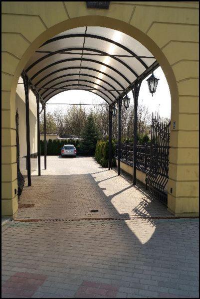 Hotel Zaodrze Οπόλε Εξωτερικό φωτογραφία